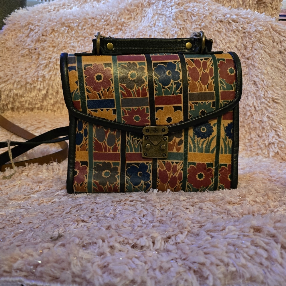 Patricia Nash Cross Body
